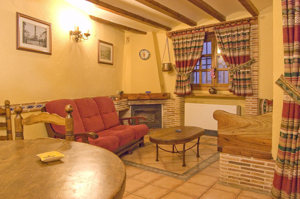 Torrefolch Villa Forcall Ruang foto